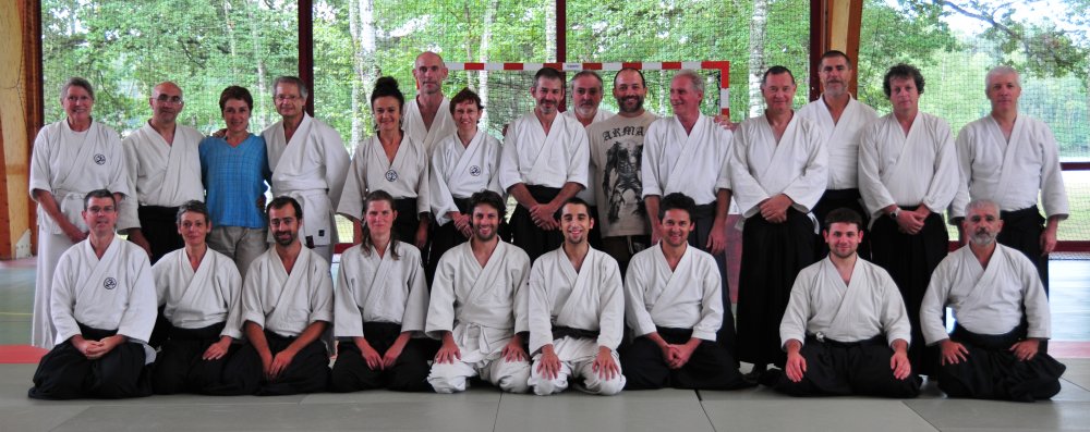 Trainig course: August 21st till 28th, 2010 - AIKIDO / IAIDO / KEN JITSU / ZAZEN - NOUAN-LE-FUZELIER (F-41600)